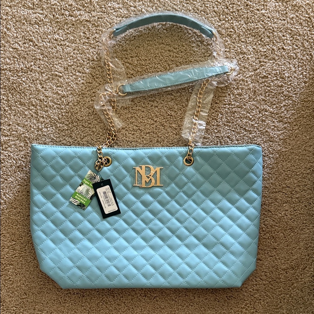 Badgley Mischka Light Blue Quilted Shoulder Bag/tote